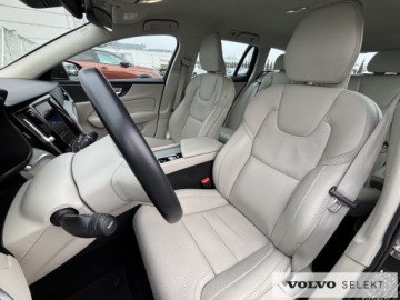 Volvo V60 II  Kombi Facelifting 2.0 B4 197KM 2023 Volvo V60 V60 B4 | Diesel | Plus Bright | | FV23%, zdjęcie 20