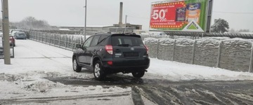 Toyota RAV4 III MPV Facelifting 2.0 Valvematic 158KM 2011 Toyota RAV4 2.0 benz ,bezwypadek ,4x4 ,morski metalik 2.0 Benzyna 158KM, zdjęcie 3