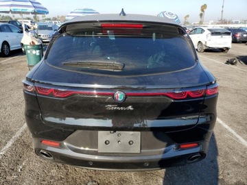 Alfa Romeo 2024 Alfa Romeo Tonale Veloce, 2024r., 4x4, 1.3L 1.3 Hybryda 285KM, zdjęcie 5