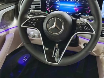 Mercedes GLE V167 SUV Facelifting 3.0 450 381KM 2025 MERCEDES-BENZ GLE 450 4-Matic AMG Line 3.0 (381KM) 2025, zdjęcie 12