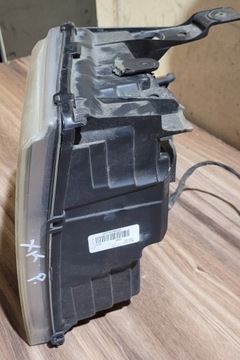 JEEP COMMANDER XK XH SVĚTLO PRAVÁ PŘEDNÍ USA RH