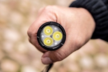 OSRAM P9 LED NEO перезаряжаемый USB-фонарик 3300лм