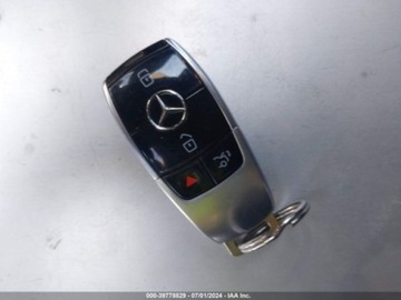 Mercedes Klasa E W213 2019 Mercedes-Benz Klasa E 2019 Mercedes-Benz E-Class E 300 RWD Sedan 2.0 241KM, zdjęcie 11