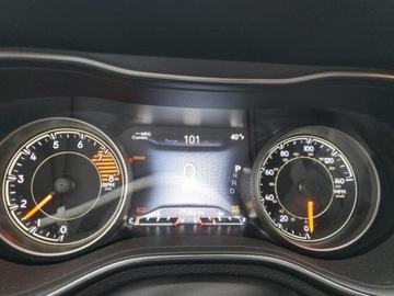 Jeep Cherokee V 2020 Jeep Cherokee 2020 r., 3,2L LIMITED 3.2 Benzyna 271KM, zdjęcie 6