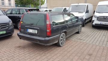 Volvo V70 I 2.5 TDI 140KM 1998 Volvo V70 2.4 D, zdjęcie 4
