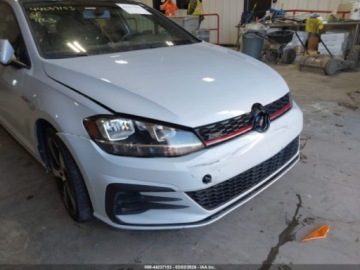 Volkswagen Golf VIII 2019 Volkswagen Golf GTI 2.0T S 2019 2.0 Benzyna 228KM, zdjęcie 7