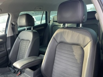 Volkswagen Passat B8 Variant Facelifting 2.0 TDI SCR 150KM 2023 Volkswagen Passat Variant Automat Skóra Kamera, zdjęcie 11