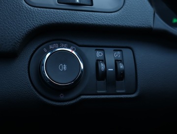 Opel Insignia I Sports Tourer 1.8 Twinport ECOTEC 140KM 2009 Opel Insignia 1.8, Navi, Klima, Klimatronic, zdjęcie 22