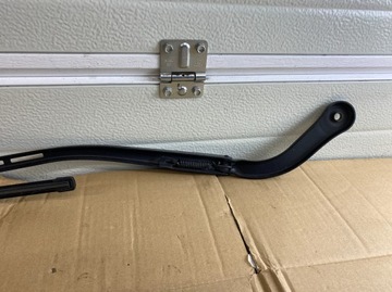 BMW 3 E90 E91 E92 E93 РЫЧАГ СТЕКЛООЧИСТИТЕЛЯ ПЕРЕДНИЙ ПРАВЫЙ