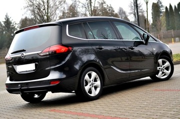 Opel Zafira C Tourer 1.4 Turbo ECOTEC 140KM 2011 Opel Zafira Tourer 1.4T 140KM Xenon 7-Osób, zdjęcie 4