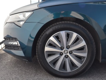 Skoda Superb III Kombi Facelifting 2.0 TDI 190KM 2019 Skoda Superb 2.0 TDI, Salon Polska, 187 KM, zdjęcie 14