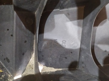 TOYOTA 57731CA070 DRŽÁK NÁRAZNÍKU