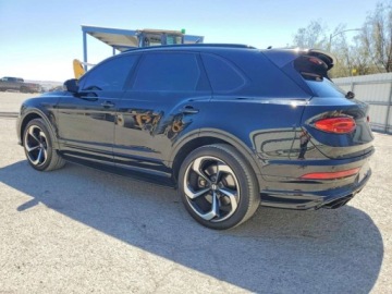 Bentley Bentayga 2022 Bentley Bentayga 2022r., BENTAYGA, 4L, od ubezpieczalni 4.0 Benzyna 558KM, zdjęcie 2