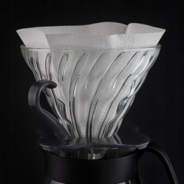 HARIO V60-03 БУМАЖНЫЕ ФИЛЬТРЫ КАПЕЛЬНЫЕ 100 ШТ.