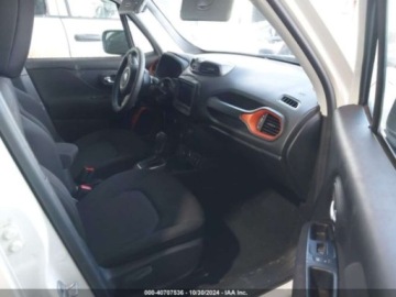 Jeep Renegade 2021 Jeep Renegade 2021r., 4x4, 2.4L 2.4 Benzyna 180KM, zdjęcie 8