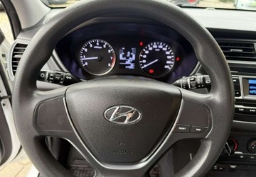 Hyundai i20 II Hatchback 5d 1.2 75KM 2015 Hyundai i20 1,2 75KM Klimatyzacja 1.2 Benzyna 75KM, zdjęcie 15