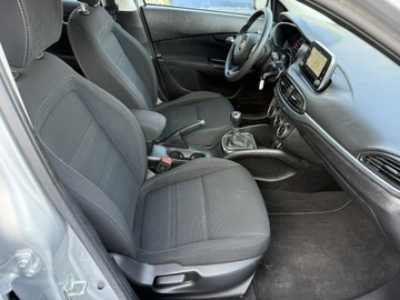 Fiat Tipo II Hatchback 1.6 MultiJet 120KM 2017 Fiat Tipo Swiatła Led. Kamera cof. Navigacja., zdjęcie 14