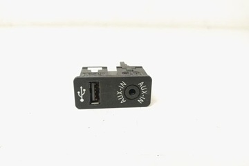 PŘÍDAVNÉ SPONA MULTIMEDIA (AUX/USB) BMW 1 (F20) 9229246 2.0L DIESEL 2015