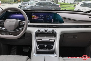 Omoda 9 2024 Omoda 9 Xingtu Yaoguang C-DM 2025 200 Ultra-Long Range Max 4WD Auto Punkt, zdjęcie 9