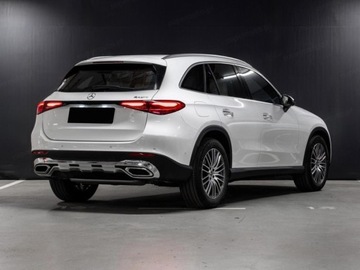 Mercedes GLC C254/X254 Coupe 2.0 200 204KM 2025 MERCEDES-BENZ GLC 200 4-Matic Avantgarde 2.0 (204KM) 2025, zdjęcie 2