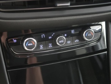 Opel 2022 Opel Grandland 1.2 Turbo, Salon Polska, zdjęcie 11