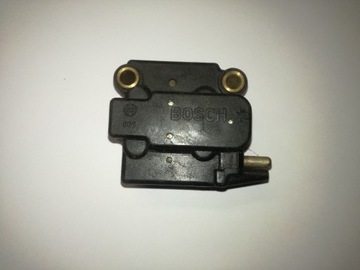 REGULATOR PALIWA MERCEDES W124 W126 2437020007