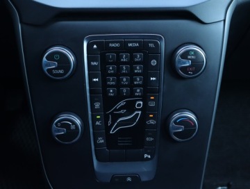 Volvo S40 II 2016 Volvo V40 2.0 D2, Automat, Navi, Klima, zdjęcie 15