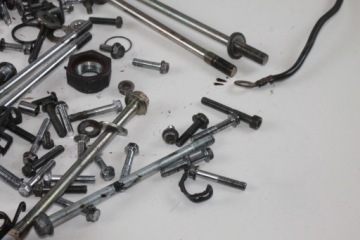 БОЛТЫ ДВИГАТЕЛЯ SUZUKI VZ 800 MARAUDER VZ800 96-03