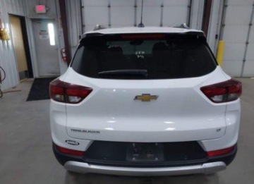 Chevrolet TrailBlazer II 2023 Chevrolet Trailblazer 2023, 1.2L, LT, po gradobiciu 1.2 Benzyna 137KM, zdjęcie 6