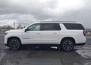 Chevrolet Suburban GMT900 2021 Chevrolet Suburban 2021r., 4WD RST, 5.3L, od ubezpieczalni 5.3 Benzyna, zdjęcie 3