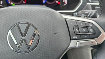 Volkswagen Tiguan II SUV Facelifting 2.0 TDI 200KM 2022 Volkswagen Tiguan Elegance 2.0TDI 200KM 4X4 ACC Pa, zdjęcie 13