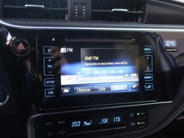 Toyota Auris II Touring Sports Facelifting 1.8 Hybrid 136KM 2017 Toyota Auris Hybrid, Salon Polska, Serwis ASO, zdjęcie 10