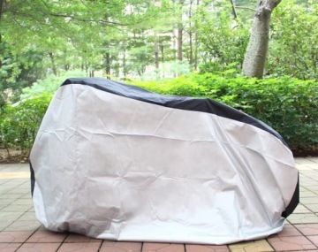 ВОДОУПРАВЛЯЕМЫЙ КОВЕР ДЛЯ ВЕЛОСИПЕДОВ МОТОРЦИКЛОВ СКУТЕРОВ с пряжкой 200x110x70 ПУЛЛЕР