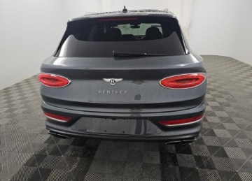Bentley Bentayga 2022 Bentley Bentayga V8 2022 4.0 Benzyna 542KM, zdjęcie 2