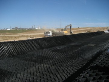 GEOSIATKA GEOKRATA SKARPA PARKING 17,4m na 7.5cm