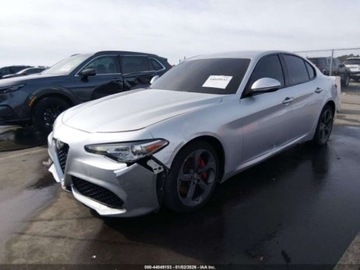 Alfa Romeo Giulia II Sedan 2.0 TBi 280KM 2017 Alfa Romeo Giulia 2017 Alfa Romeo Giulia AWD 2.0 Benzyna 280KM, zdjęcie 2