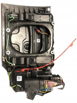 AUDI E-TRON KRYT NABÍJENÍ 4KE971375