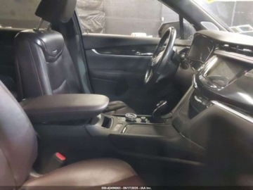 Cadillac 2023 Cadillac XT6 Premium Luxury 2023 3.6l 3.6 Benzyna 310KM, zdjęcie 9