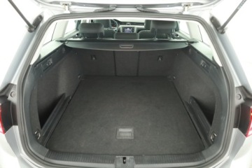 Volkswagen Passat B8 Variant Facelifting 2.0 TDI SCR 150KM 2021 VW Passat 2.0 TDI, Salon Polska, 1. Właściciel, zdjęcie 16