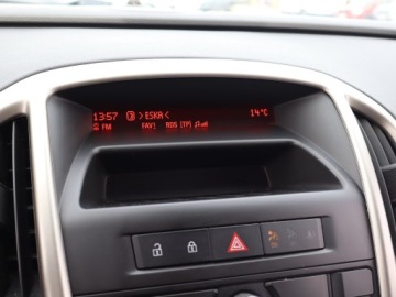 Opel Astra J Sports Tourer 1.4 Turbo ECOTEC 120KM 2011 Opel Astra 1.4 T, Klima, Klimatronic, Tempomat, zdjęcie 11