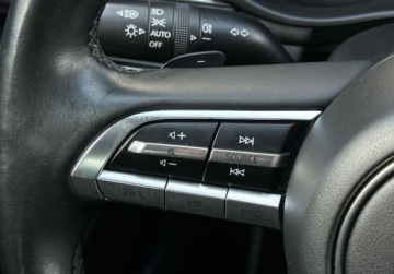 Mazda 3 IV Sedan 2.0 Skyactiv-X 180KM 2019 Mazda 3 Hikari, ACC, Kamera 360, GPS, Head-Up, BOSE, Podgrzewana kierownica, zdjęcie 20