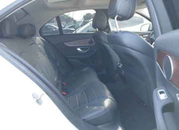 Mercedes Klasa C W205 2020 Mercedes-Benz Klasa C 2020, 2.0L, 4x4, od ubezpieczalni, zdjęcie 10