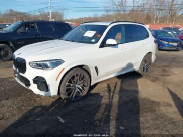BMW X5 G05 2022 BMW X5 xDrive40i 2022 3.0 Benzyna 335KM, zdjęcie 1