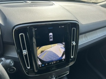 Volvo XC40 Crossover Facelifting 2.0 B5 250KM 2023 Volvo XC 40 B5 AWD R-Design, zdjęcie 25