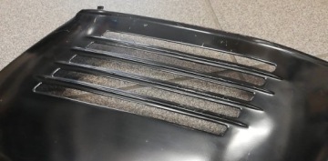 Piaggio Vespa PTS Щит правой боковой панели новый