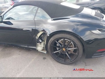 Porsche 911 992 2020 Porsche 911 2020r. , 3,0L 2020 CARRERA 4 3.0 Benzyna 379KM, zdjęcie 9
