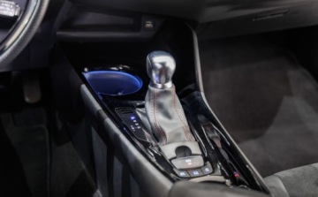 Toyota C-HR I Crossover Facelifting 2.0 Hybrid Dynamic Force 184KM 2023 Toyota C-HR 2.0 C-HR GR Sport 2.0 Hybryda 184KM, zdjęcie 21