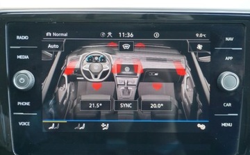 Volkswagen Passat B8 Variant Facelifting 2.0 TDI SCR 150KM 2023 Volkswagen Passat 2.0TDI 150KM DSG Elegance Grzana szyba Virtual cockpit E, zdjęcie 26