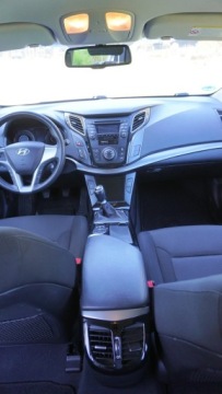 Hyundai i40 Kombi 1.6 GDI 135KM 2011 Hyundai i40 Bogate wyposażenie Niski przebieg, zdjęcie 12