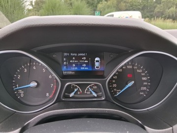 Ford Focus III Hatchback 5d facelifting 1.0 EcoBoost 125KM 2015 Ford Focus Grzana Kierownica Navi Klimatronic Bez wypadek, zdjęcie 15